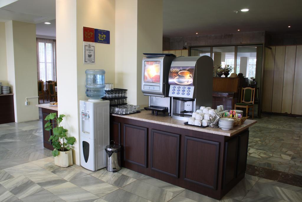 Bisser Hotel - Free Parking - Free Pool Access 巴尔奇克 外观 照片