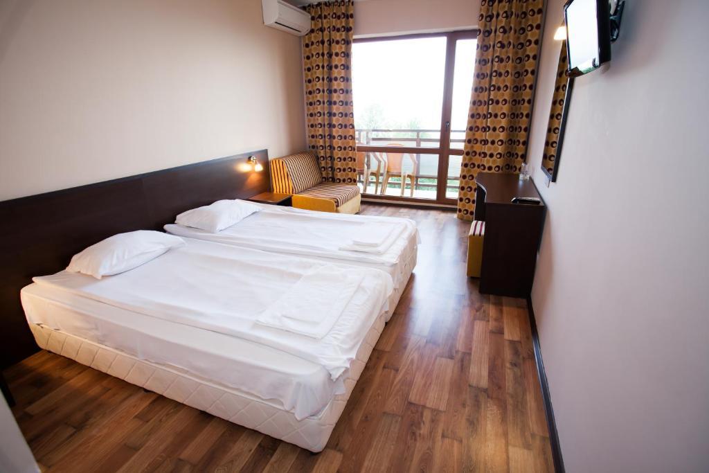 Bisser Hotel - Free Parking - Free Pool Access 巴尔奇克 客房 照片